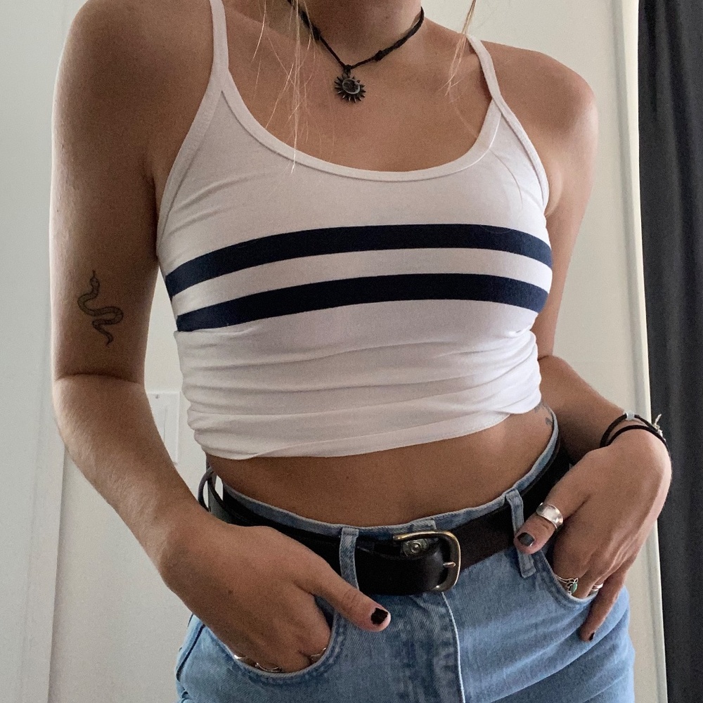 white/navy striped tank top